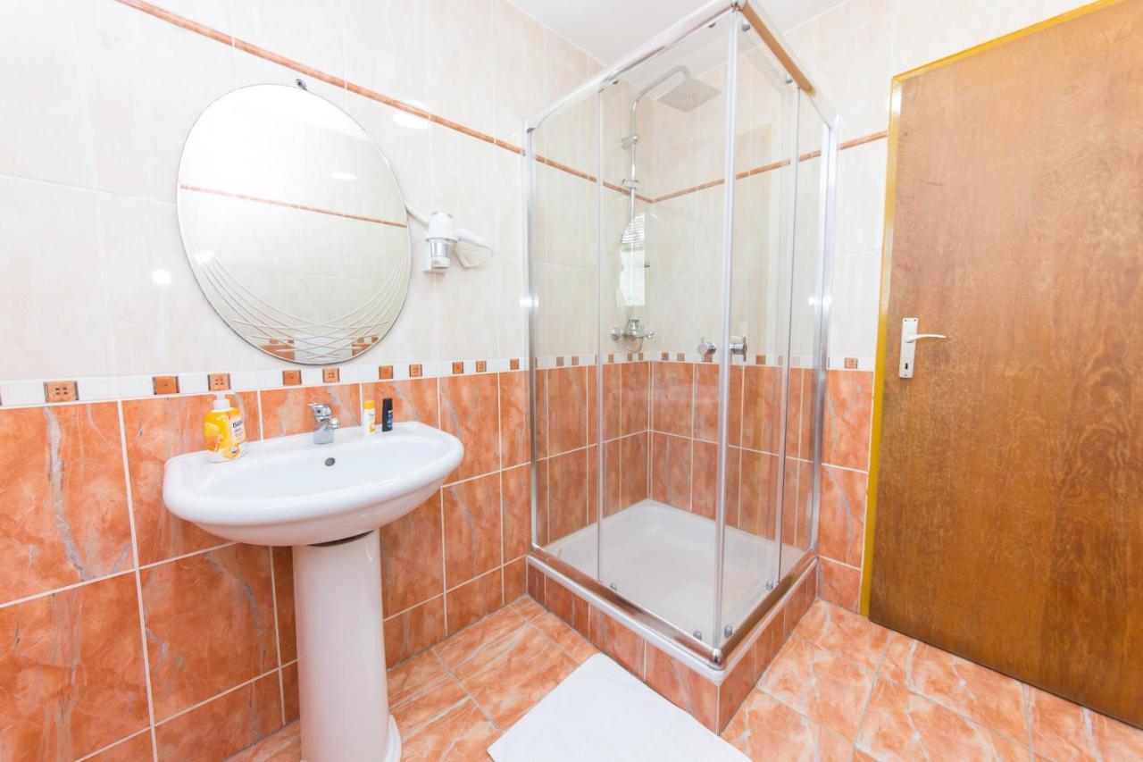 Hotel Heritage Tirana Eksteriør billede